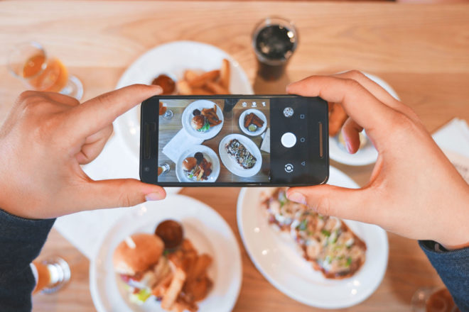 How To Draw A Crowd With Instagram.jpg